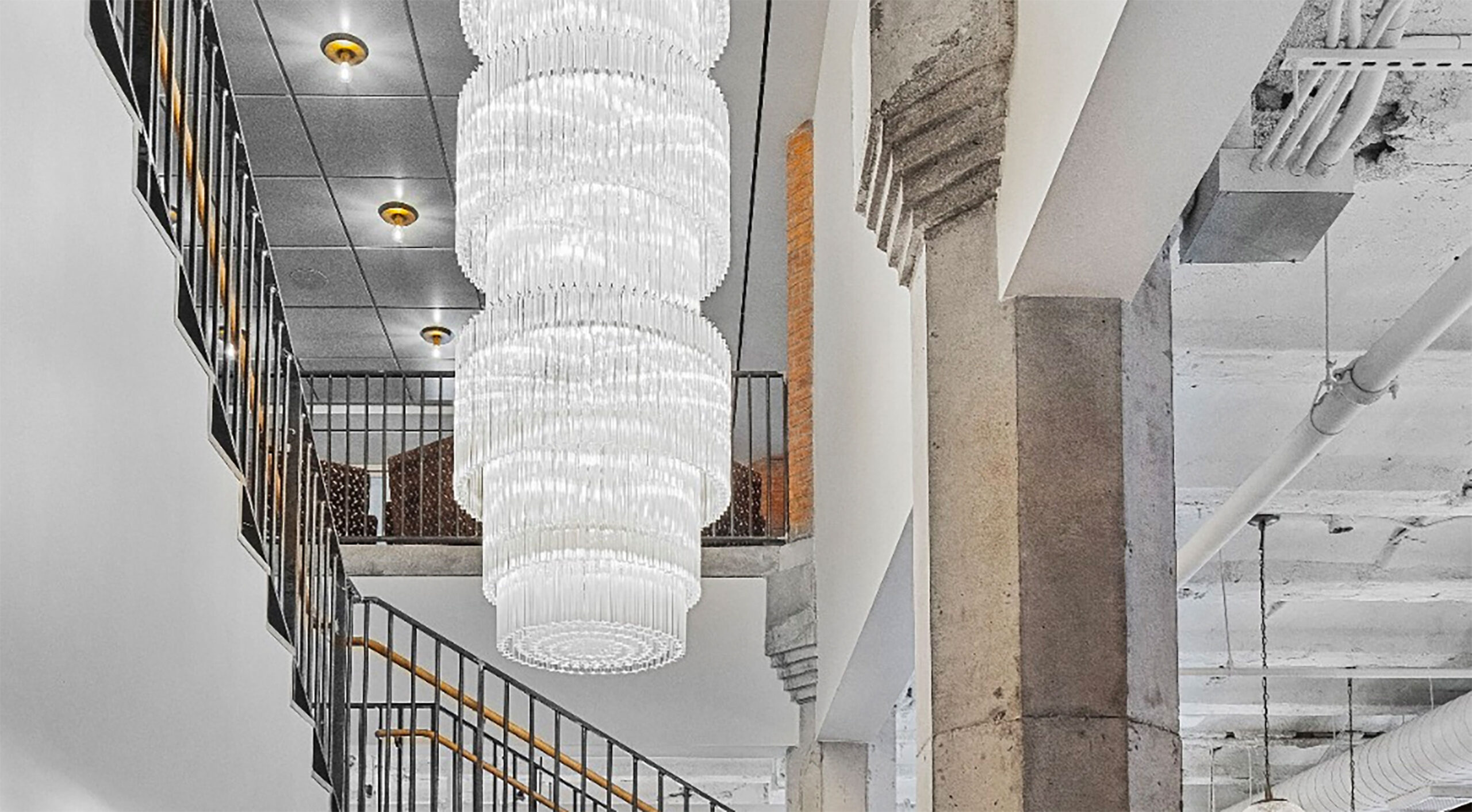 Lustre en verre de Murano sur mesure Pure White Lines UK