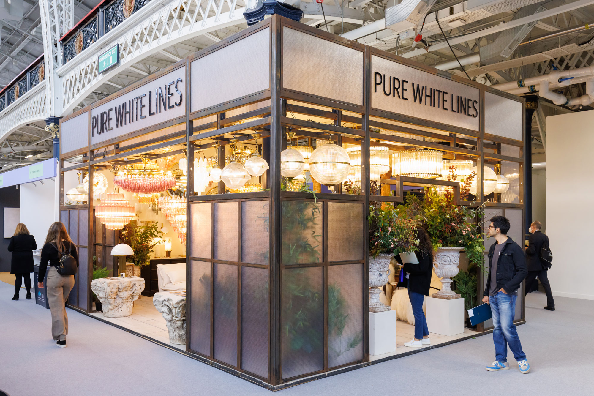 Lignes blanches pures Decorex 2022
