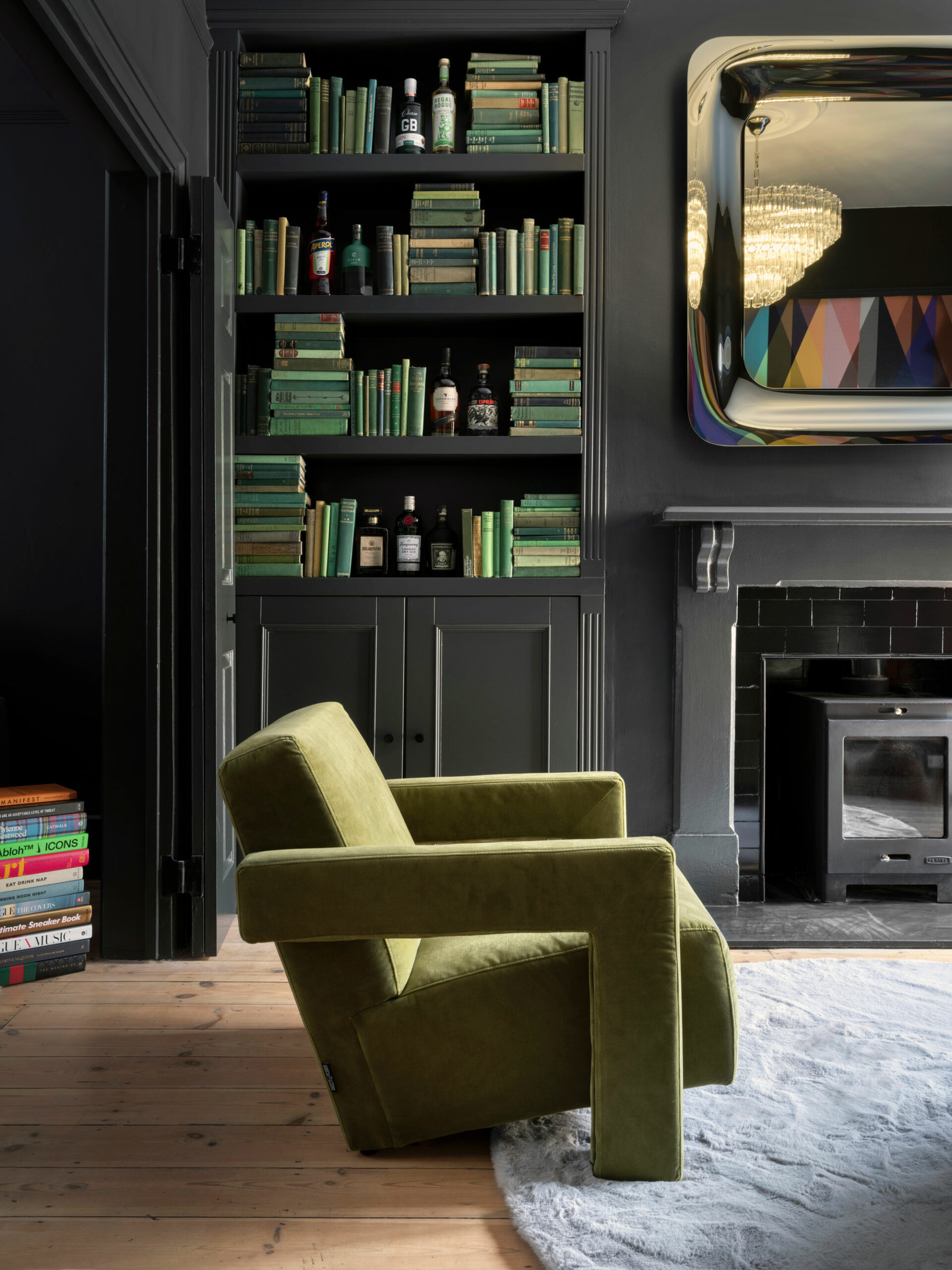 Jimmy Martin interior design London - Chaise McQueen verte en velours