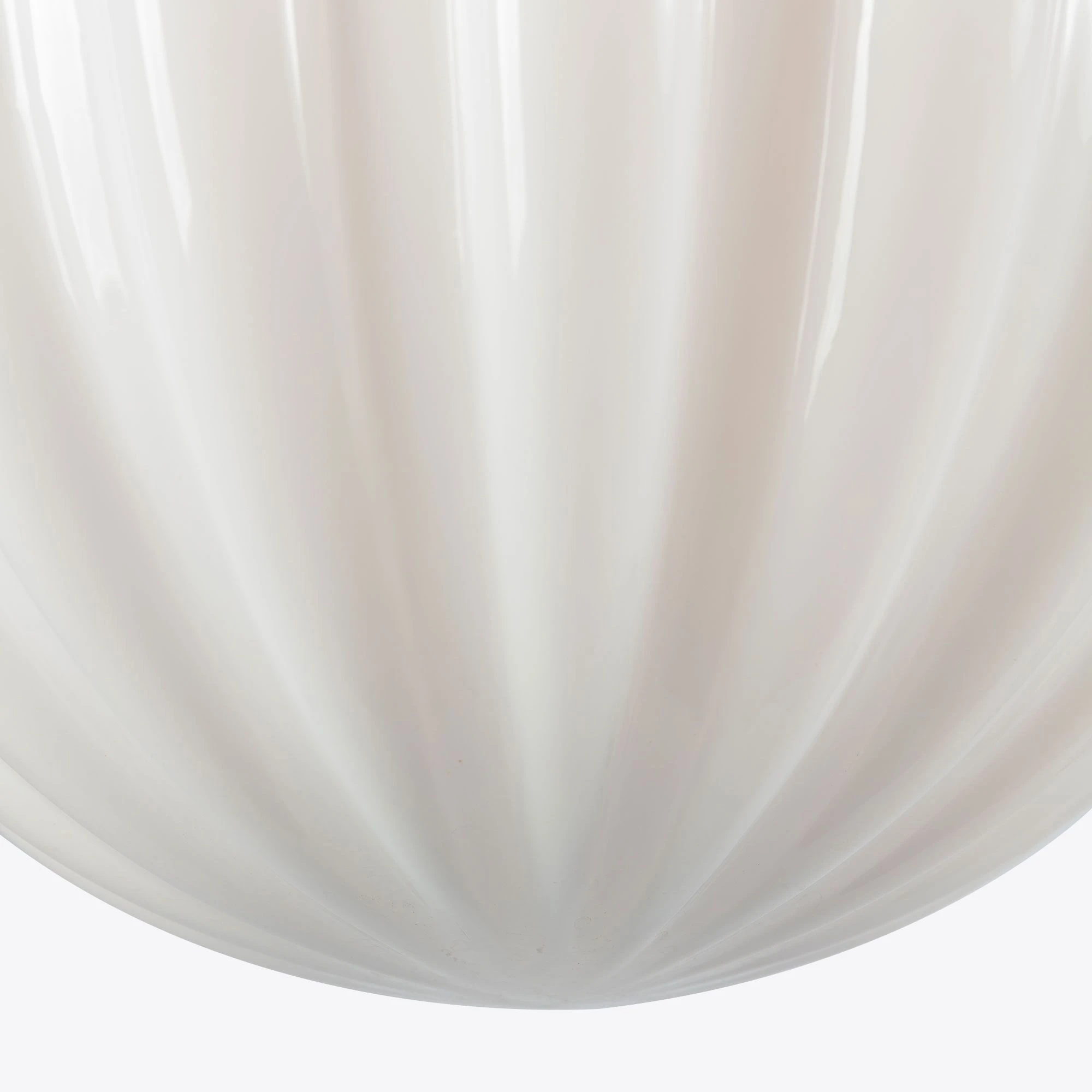 Pumpkin-pendant_opaline_light_large_2.webp